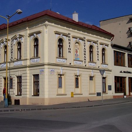 Victoria - Penzion & Restaurant Зволен Екстериор снимка